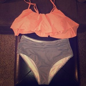 Women’s bathing suit